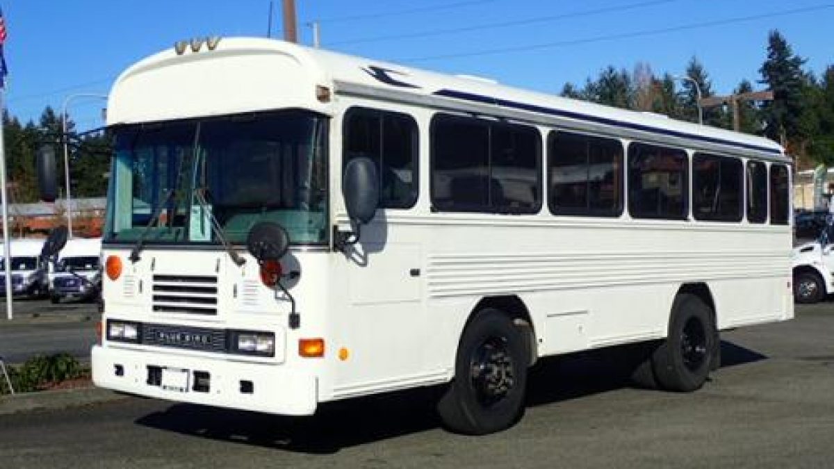 2004 Bluebird All American 36 Passenger Commercial Bus - B17361