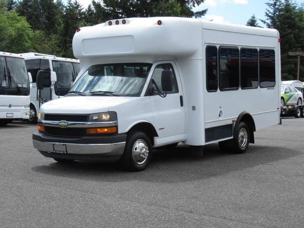 2008 Chevy Startrans 8 Passenger + 2 Wheelchair Shuttle Bus - S20508 ...