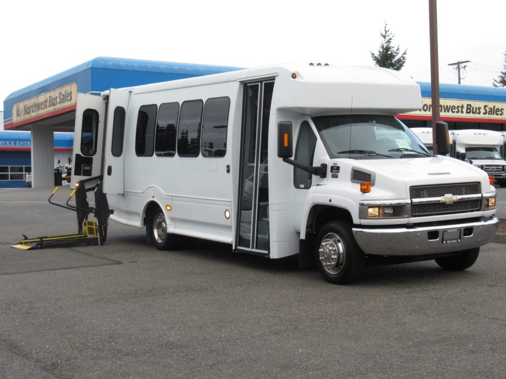 2009 Chevrolet Turtle Top Odyssey XL 24 Passenger ADA Shuttle Bus ...