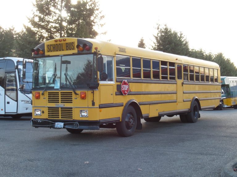 1997 Thomas Saf-T-Liner 84 Passenger School Bus - B51508 | Northwest ...