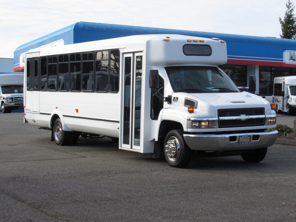 2007 Chevrolet Eldorado Aero Elite 30 Passenger ADA Shuttle Bus