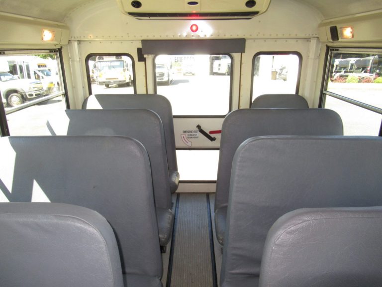 2008 IC FE 300 9 Row - 53 Kids / 35 Adults Short School Bus - B65102 ...