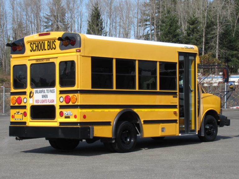 2009 Chevrolet Collins Super Bantam 23 Passenger School Bus - B23999 ...