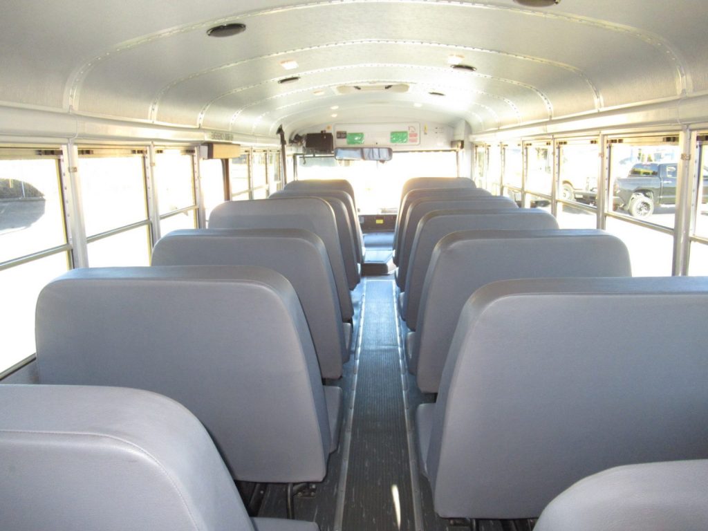 2009 Thomas Saf-T-Liner 39 Passenger Short School Bus - B10135 ...