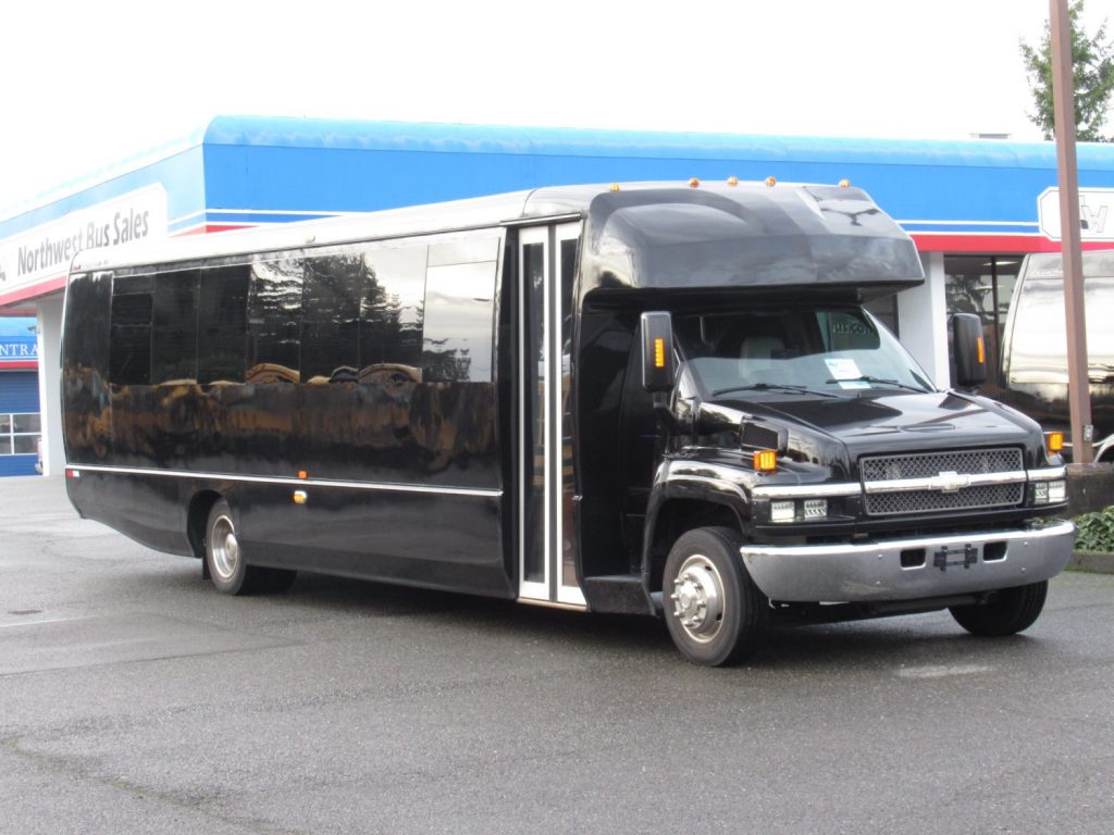 2009 Chevrolet C5500 Startrans Party Limo Bus S06838 Northwest Bus
