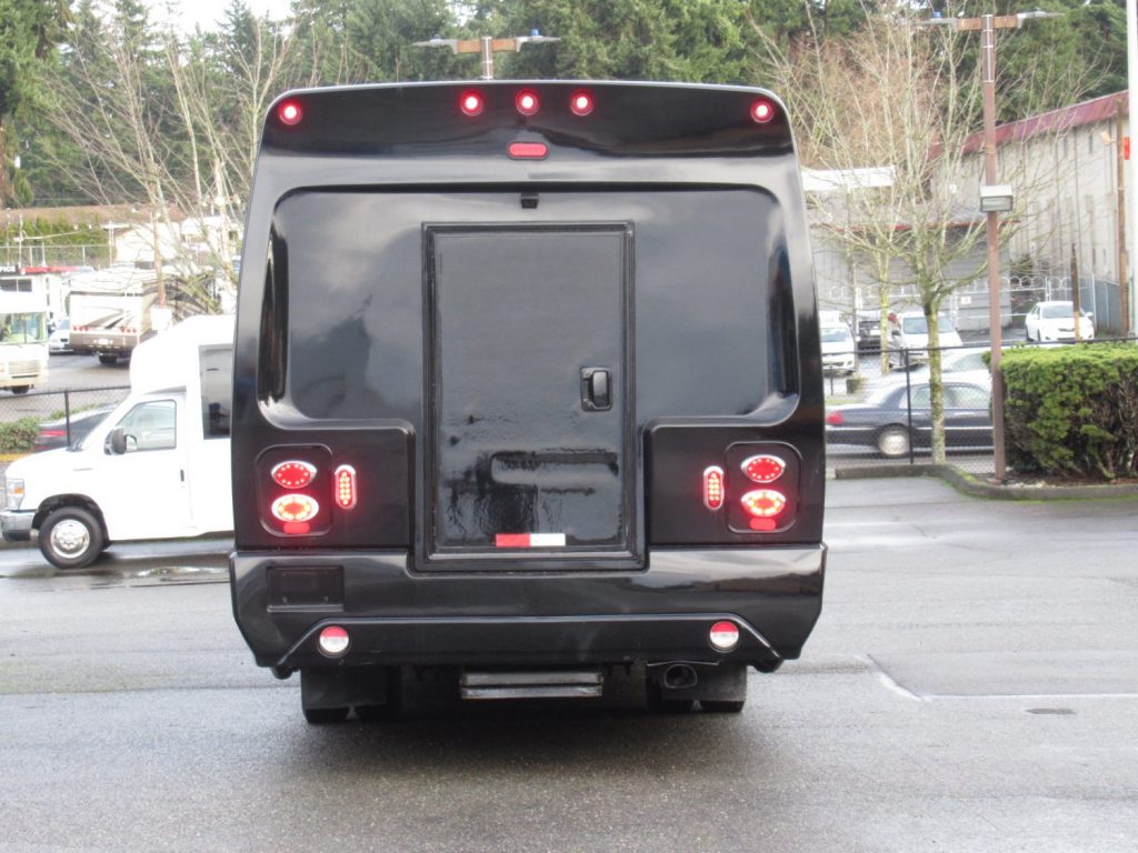 2009 Chevrolet C5500 Startrans Party Limo Bus S06838 Northwest Bus