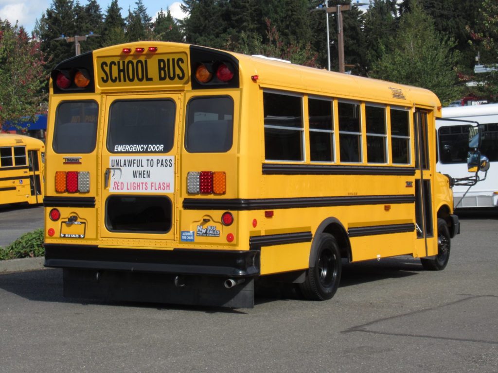 2012 Chevrolet Thomas 4x4 24 Passenger 4 Wheel Drive School Bus