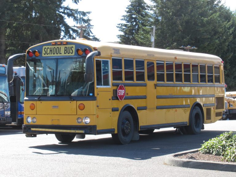 2009 Thomas HDX 72 Passenger Short School Bus - B09130 | Northwest Bus ...