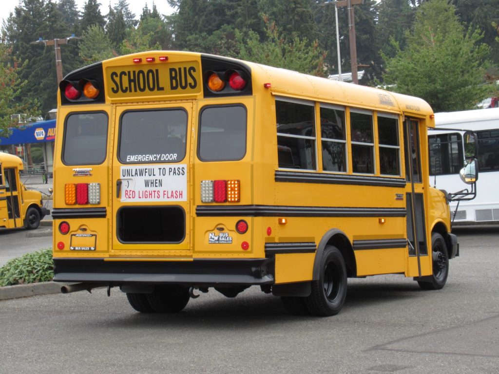 2013 Chevrolet Thomas 23 Passenger TypeA School Bus B06111