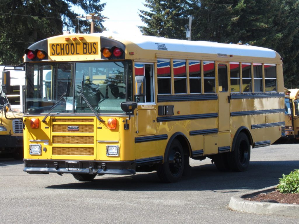 2006 Thomas Saf-T-Liner 16+3 ADA Short School Bus - B65748 | Northwest ...