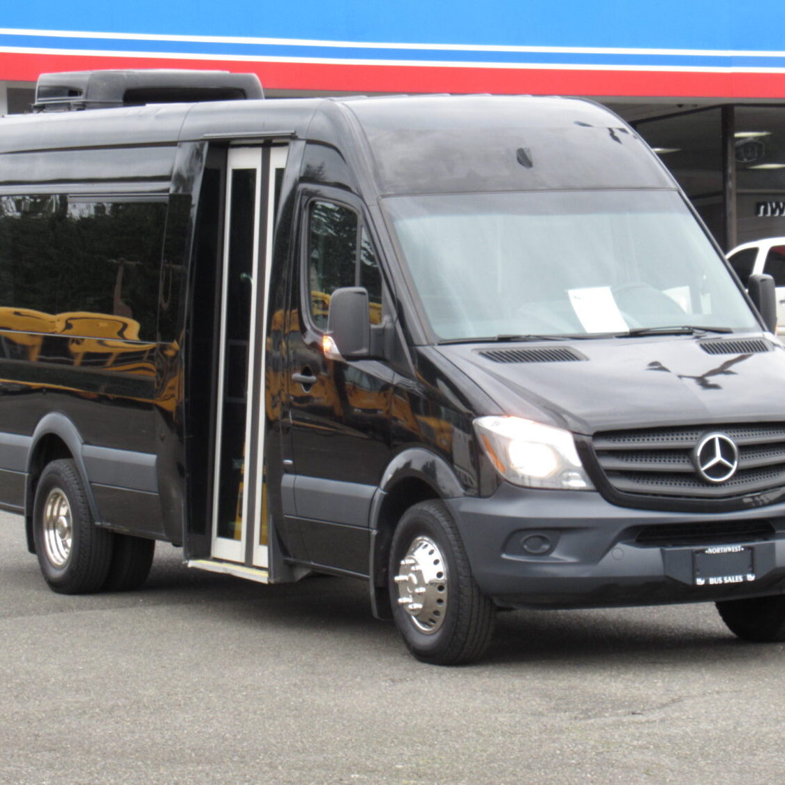 Mercedes benz sprinter shops 15 passenger van