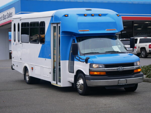 2016 Chevrolet Glaval Titan II 14 Passenger Shuttle Bus - S94645