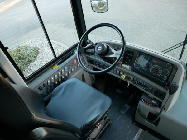 2010 Thomas HDX 12 Row School Bus - B21285 - Image 5