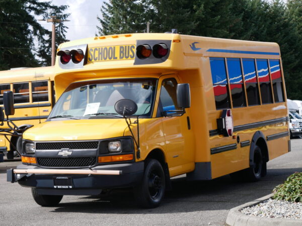 2011 Chevrolet Girardin 30 Pax School Bus - B71134 - Image 2