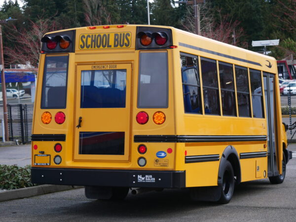 2011 Chevrolet Girardin 30 Pax School Bus - B71134 - Image 3