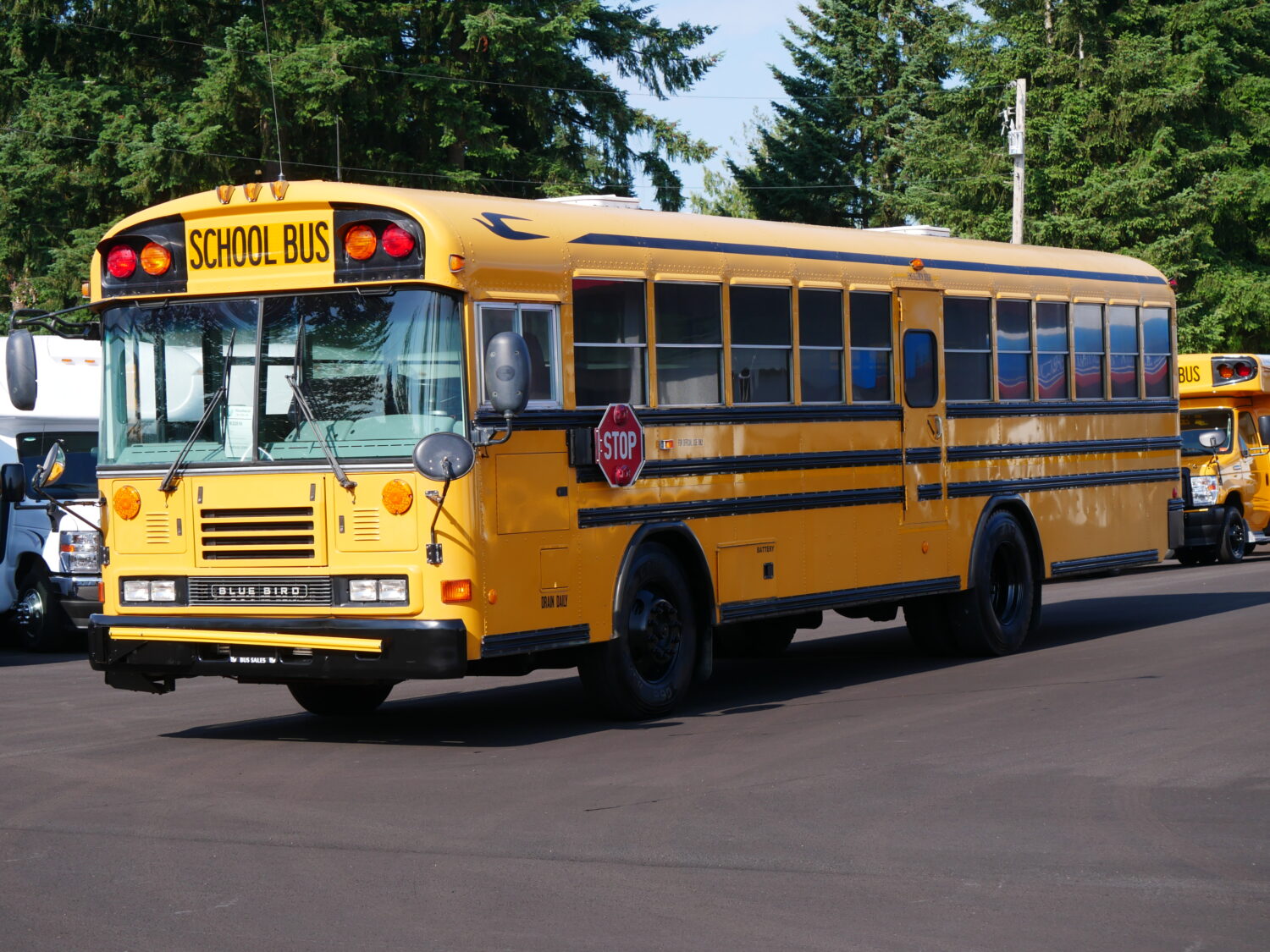 2006 Blue Bird All American 66 Passenger School Bus - B32016 - Image 2