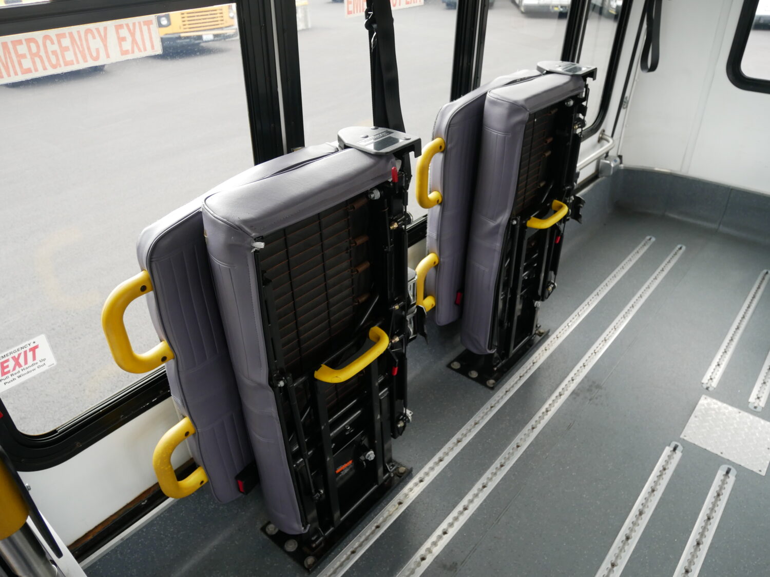 2014 Ford Eldorado Aerotech 13 Passenger ADA Shuttle Bus - S56549 - Image 9