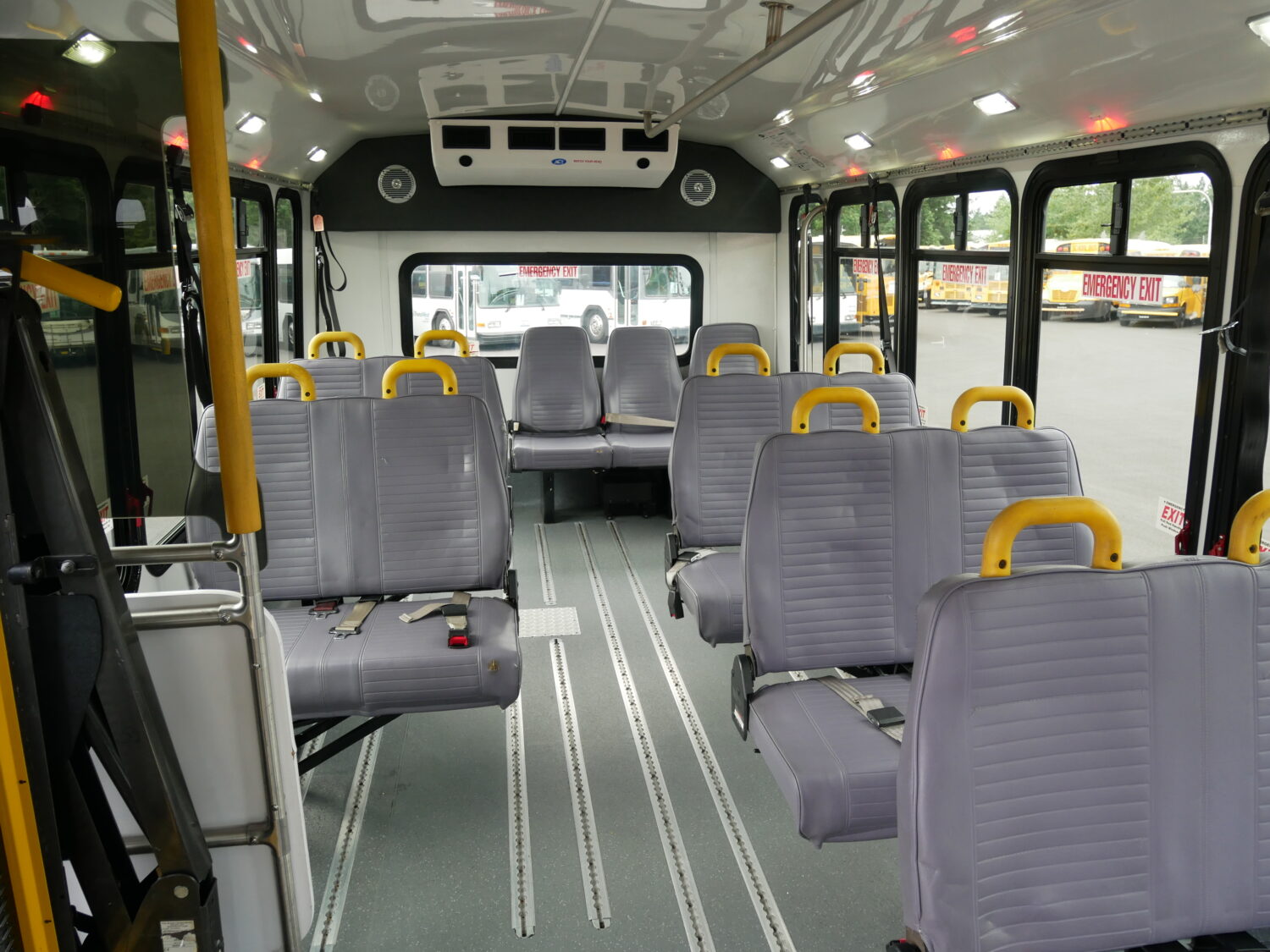 2014 Ford Eldorado Aerotech 13 Passenger ADA Shuttle Bus - S56549 - Image 6