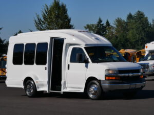 2009 Chevy Turtle Top 14 Passenger Shuttle Bus - S38979