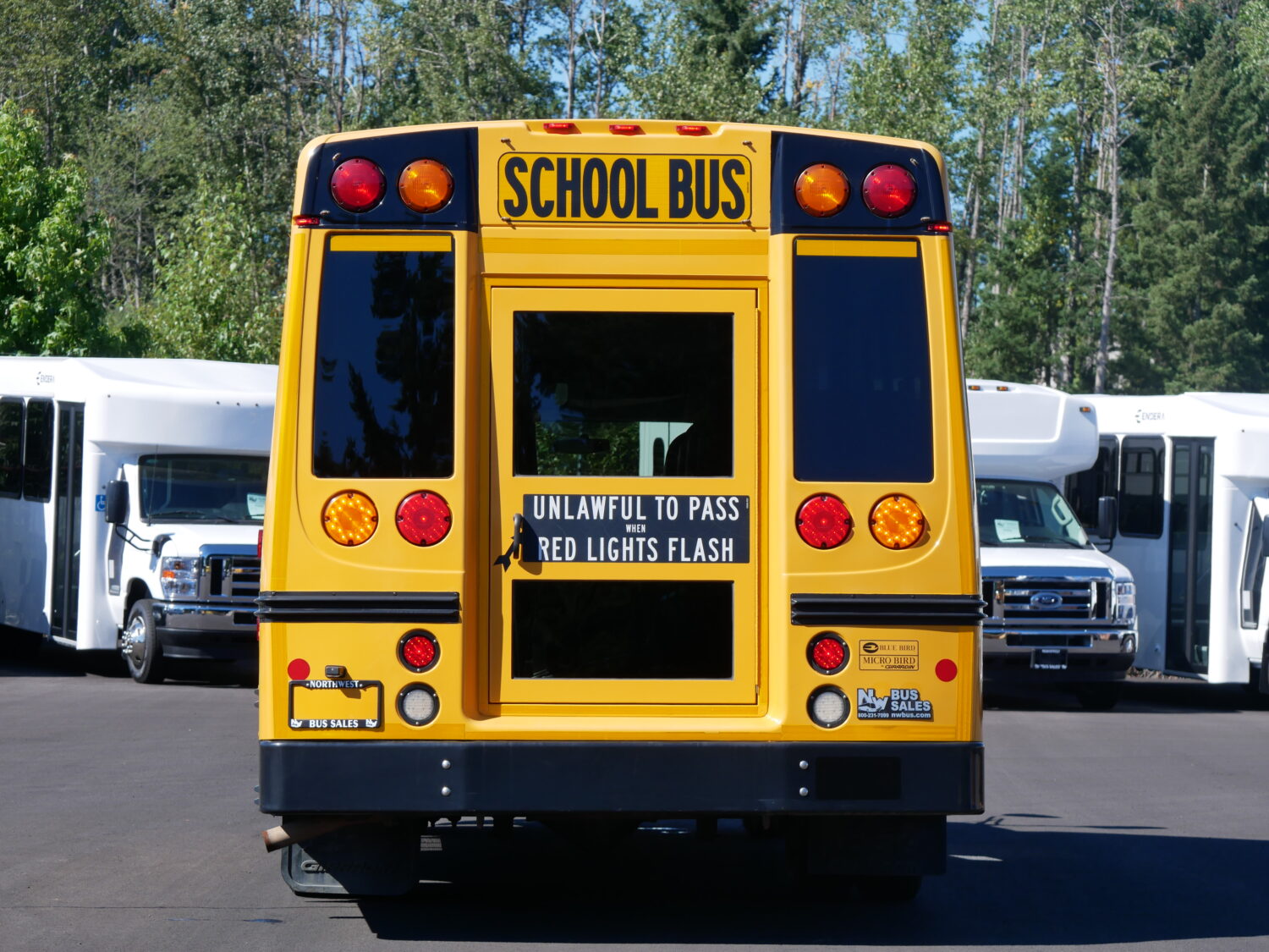 2017 Chevrolet Girardin 14 Passenger School Bus - B08873 - Image 11