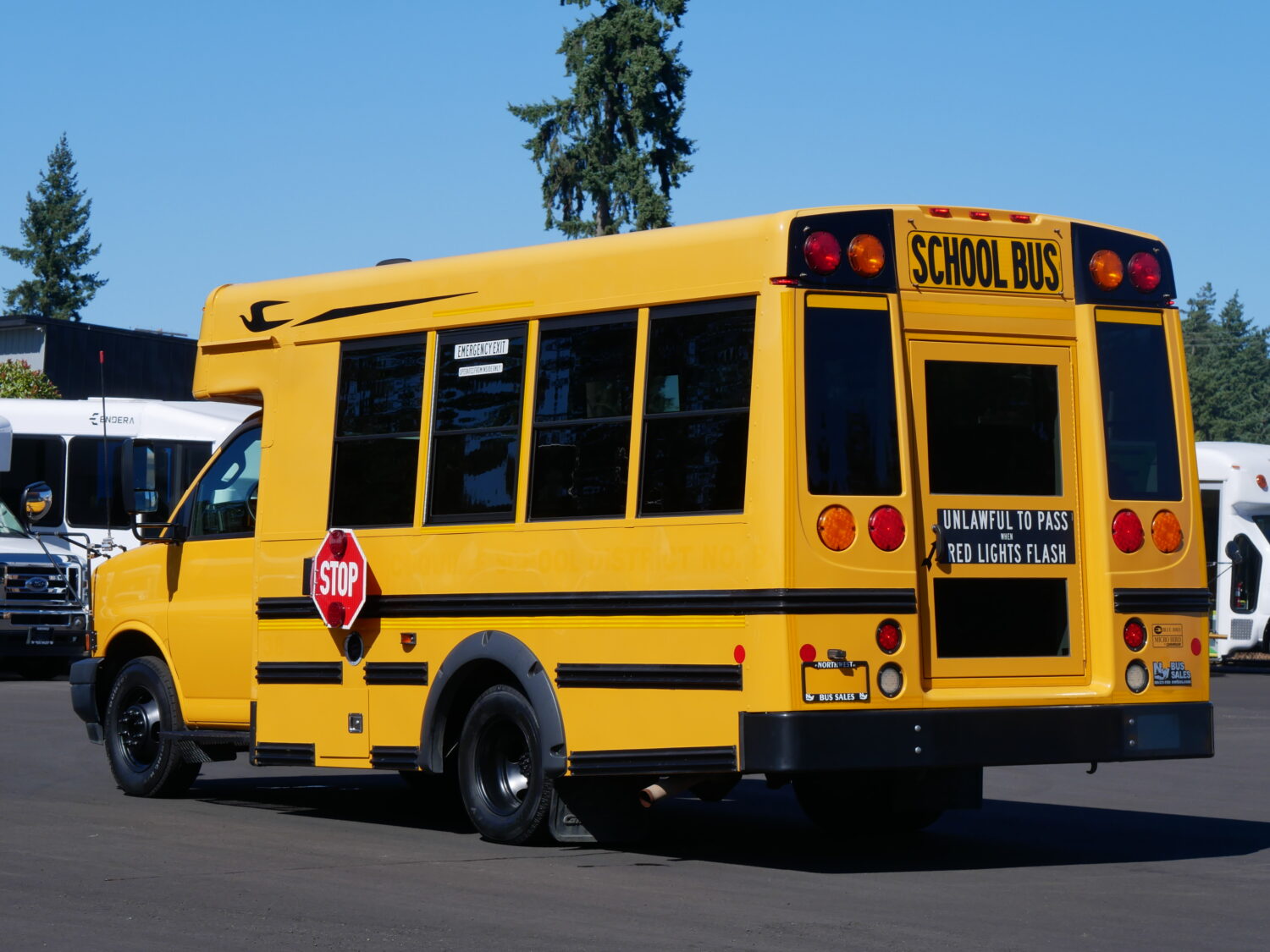 2017 Chevrolet Girardin 14 Passenger School Bus - B08873 - Image 4
