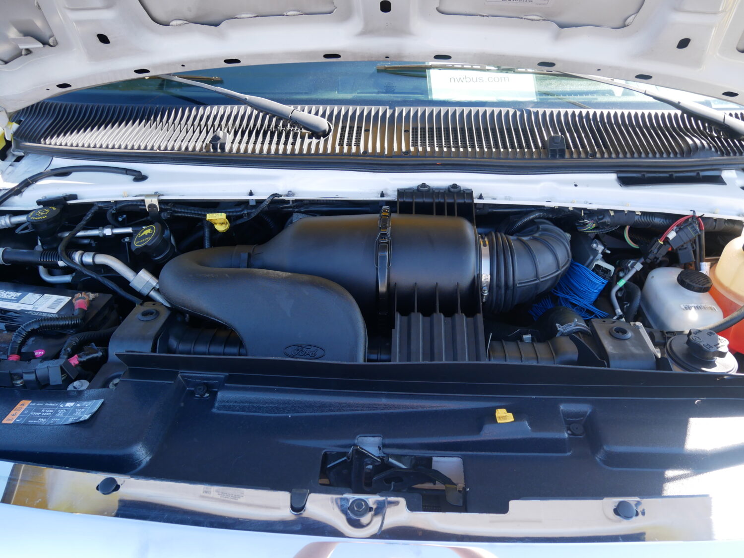 2017 Ford Eldorado 14 Passenger with Interior Luggage Rack - S57147 - Image 10