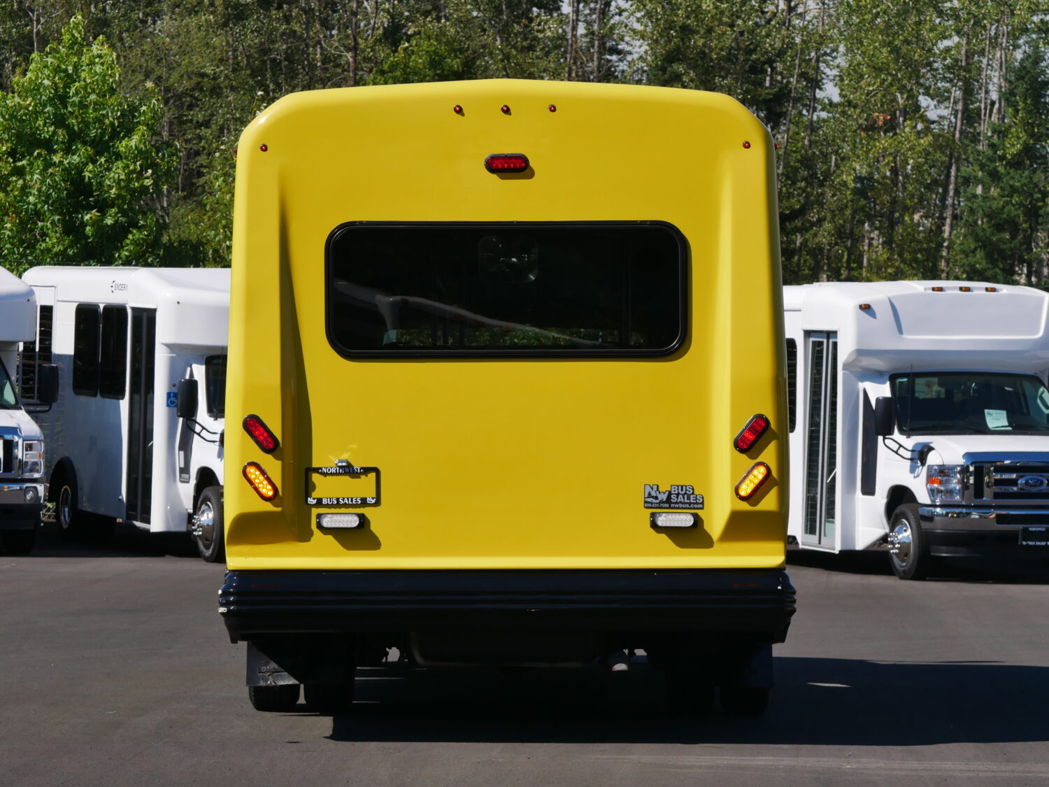 2017 Ford Eldorado 14 Passenger with Interior Luggage Rack - S57147 - Image 11