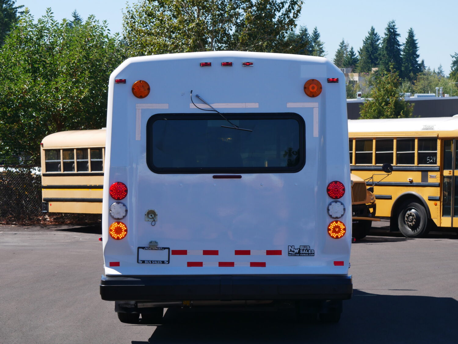 2014 Ford Eldorado Aerotech 13 Passenger ADA Shuttle Bus - S56548 - Image 11