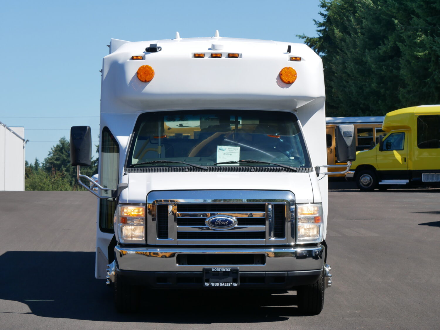 2014 Ford Eldorado Aerotech 13 Passenger ADA Shuttle Bus - S56548 - Image 12