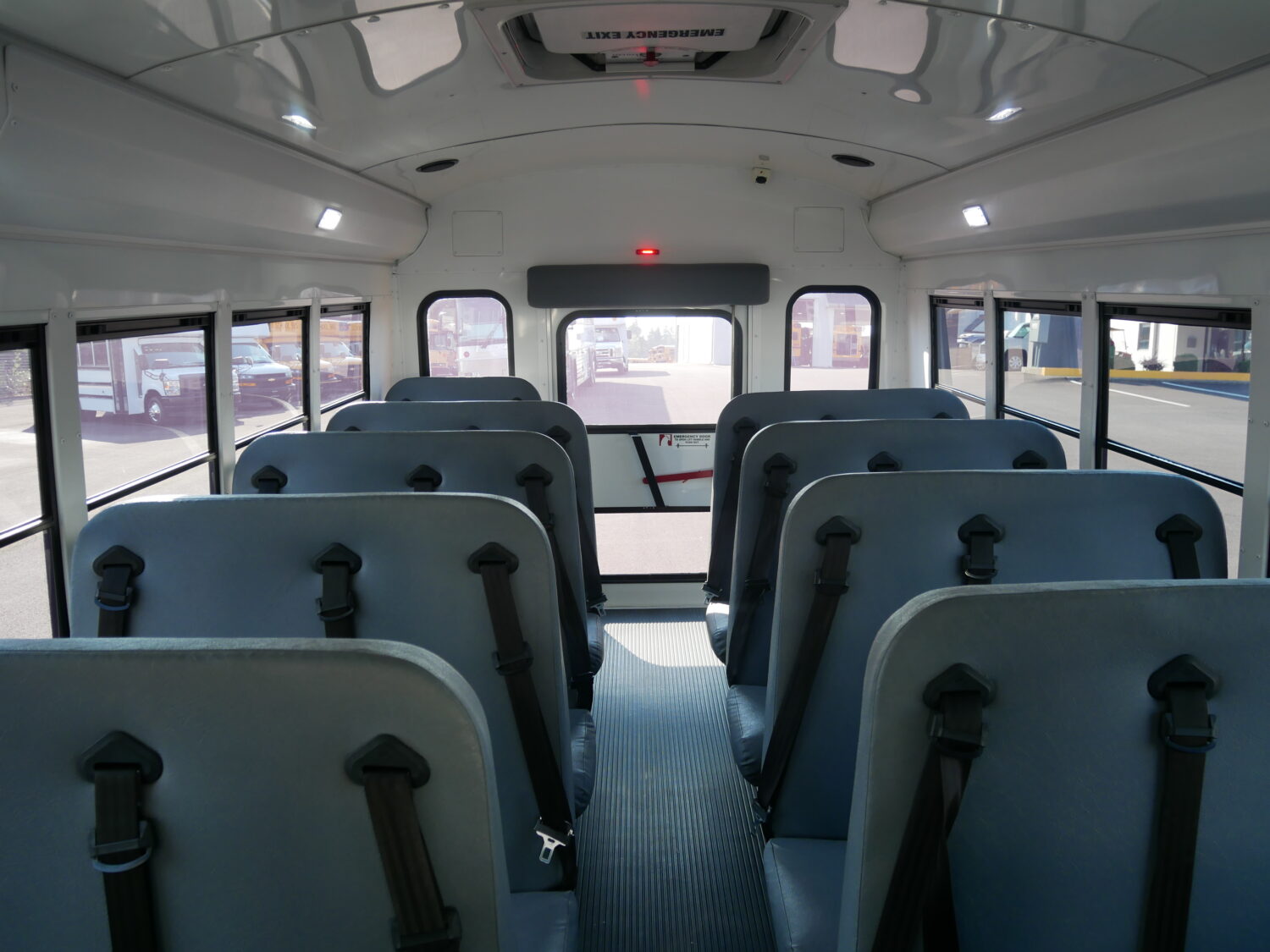 2016 Chevrolet Starcraft Quest 26 Passenger School Bus - B86507 - Image 6