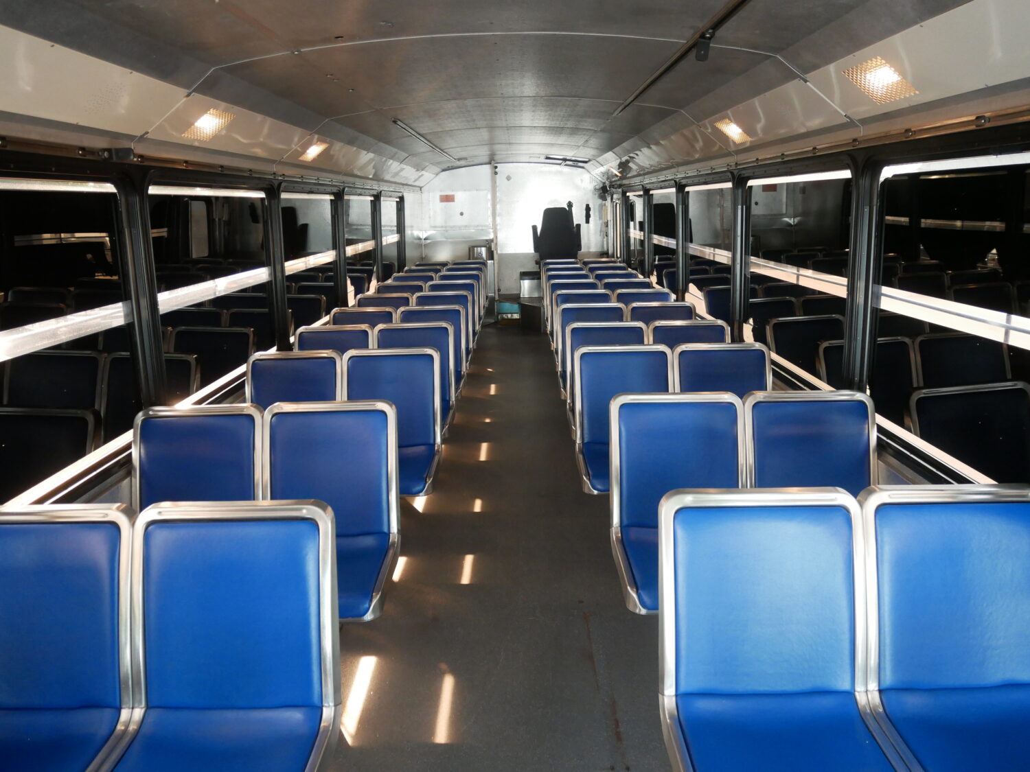 2003 MCI D4000 42 Passenger Prison Bus – C56034 - Image 6