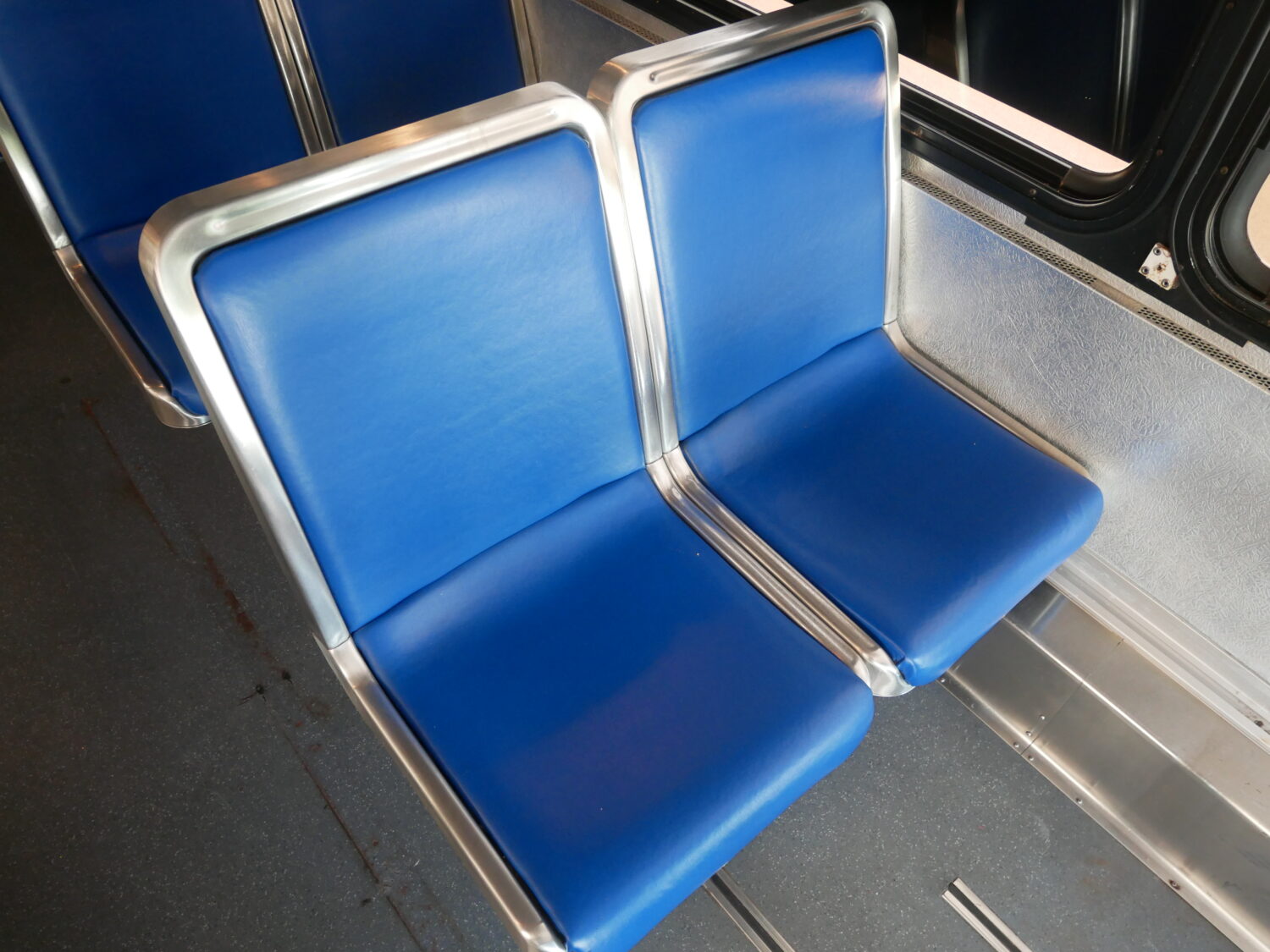 2003 MCI D4000 42 Passenger Prison Bus – C56034 - Image 9