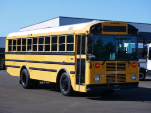 2005 Thomas Saf-T-Liner 40 Passenger School Bus - B57143