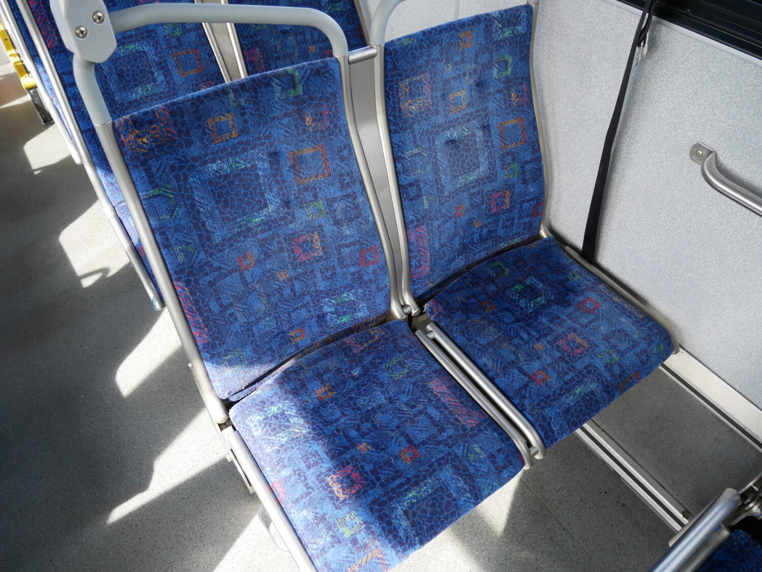 2003 Gillig Low Floor 39 Passenger ADA Transit Bus - T73708 - Image 10