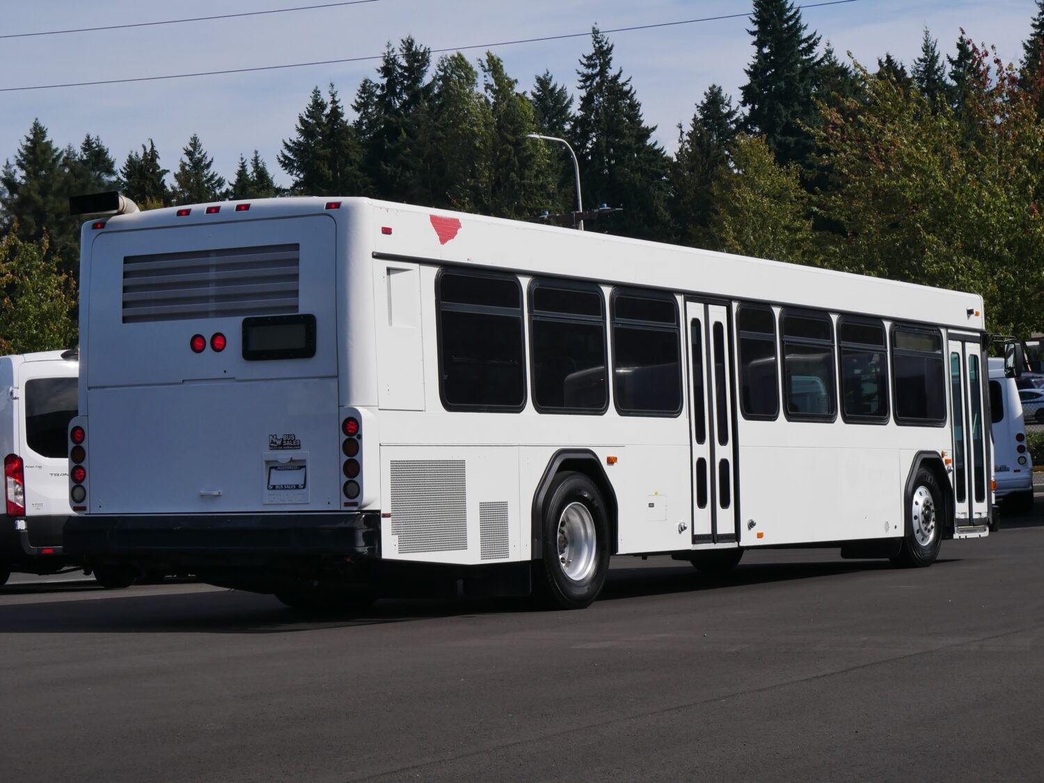 2003 Gillig Low Floor 39 Passenger ADA Transit Bus - T73708 - Image 3