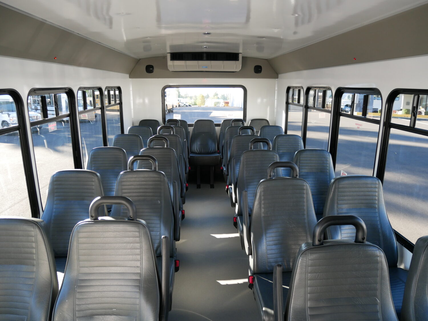 2023 Ford Turtle Top 25 Passenger Shuttle Bus - S34981 - Image 6