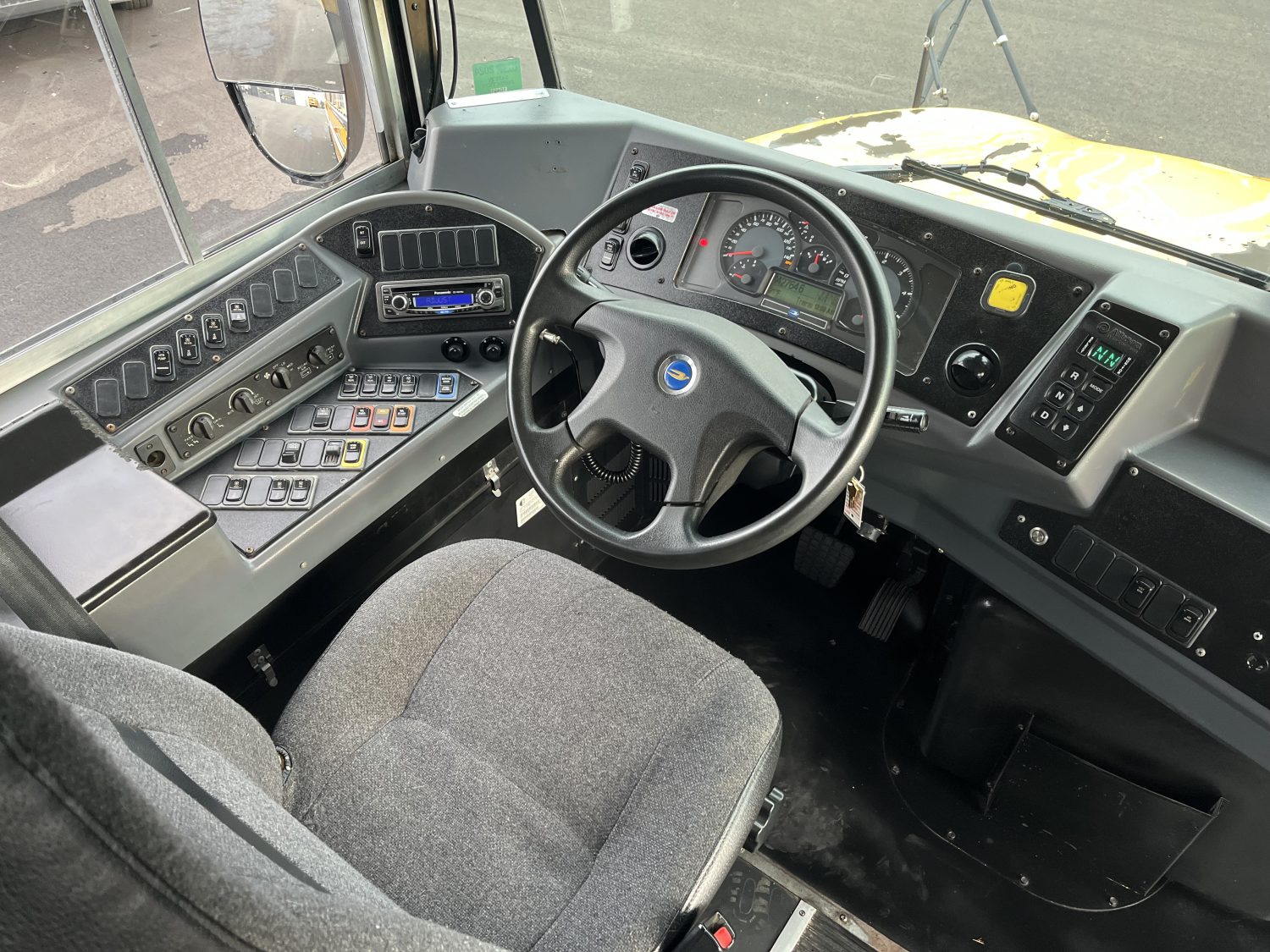 2011 Blue Bird Vision 71 Passenger School Bus - B78890 - Image 5