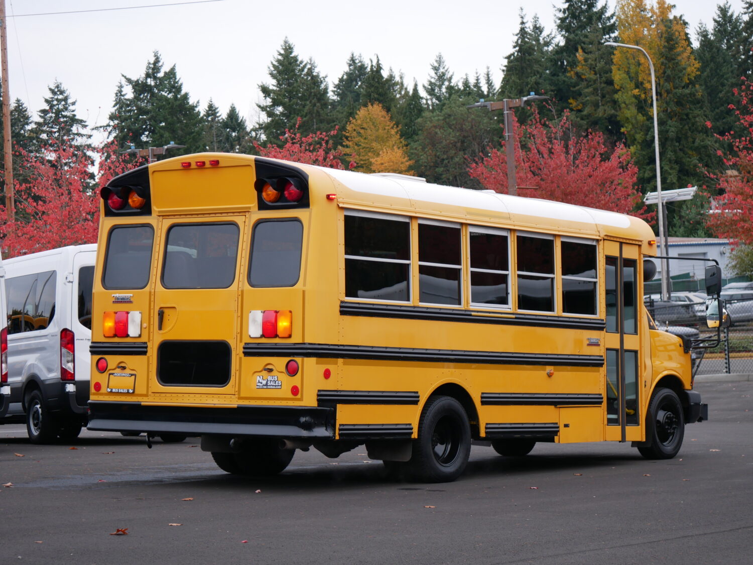 2015 Chevrolet Thomas 24 Passenger School Bus - B33639 - Image 3