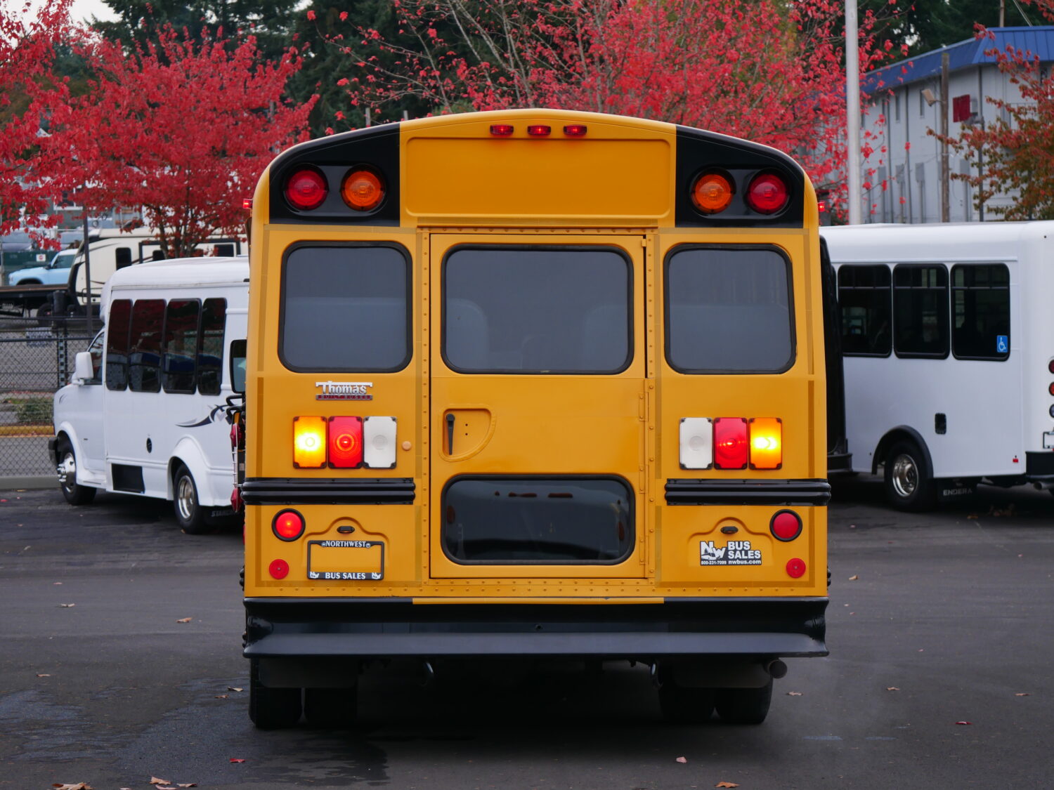 2015 Chevrolet Thomas 24 Passenger School Bus - B33639 - Image 11