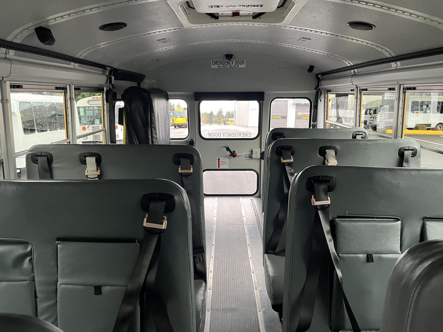 2014 Chevrolet Thomas 12 Passenger + 2 Wheelchairs ADA School Bus - B36352 - Image 6