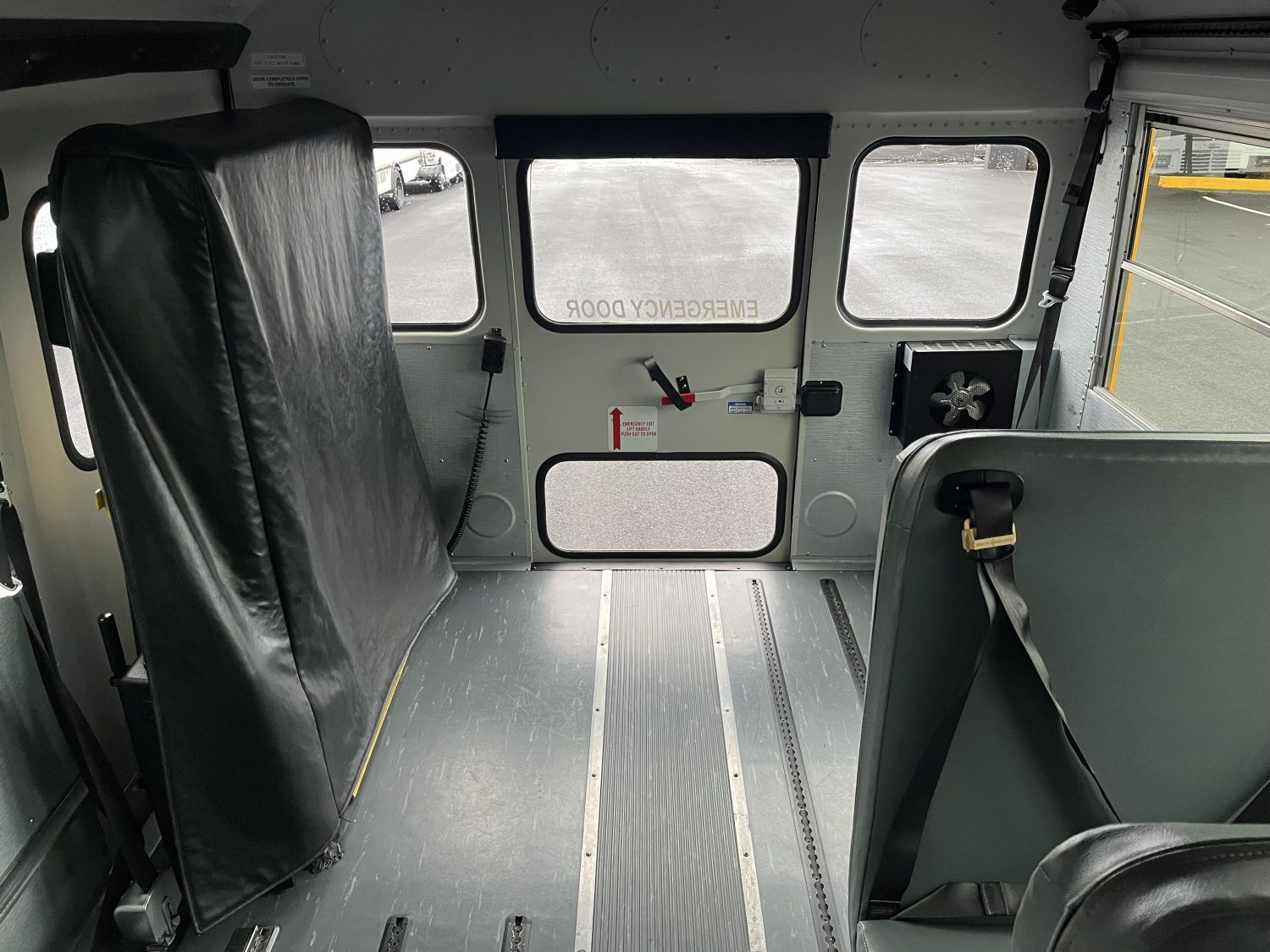 2014 Chevrolet Thomas 12 Passenger + 2 Wheelchairs ADA School Bus - B36352 - Image 7