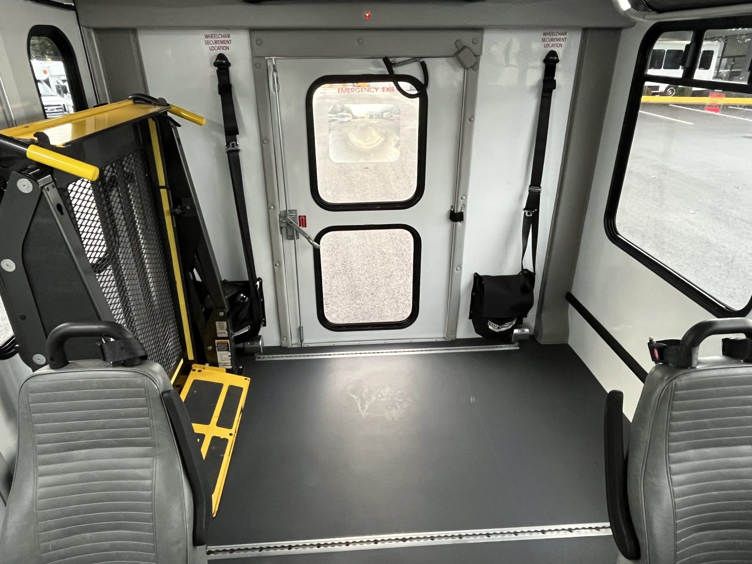 2015 Ford Goshen 10 Passenger + 2 Wheelchair ADA Shuttle Bus - S19859 - Image 8