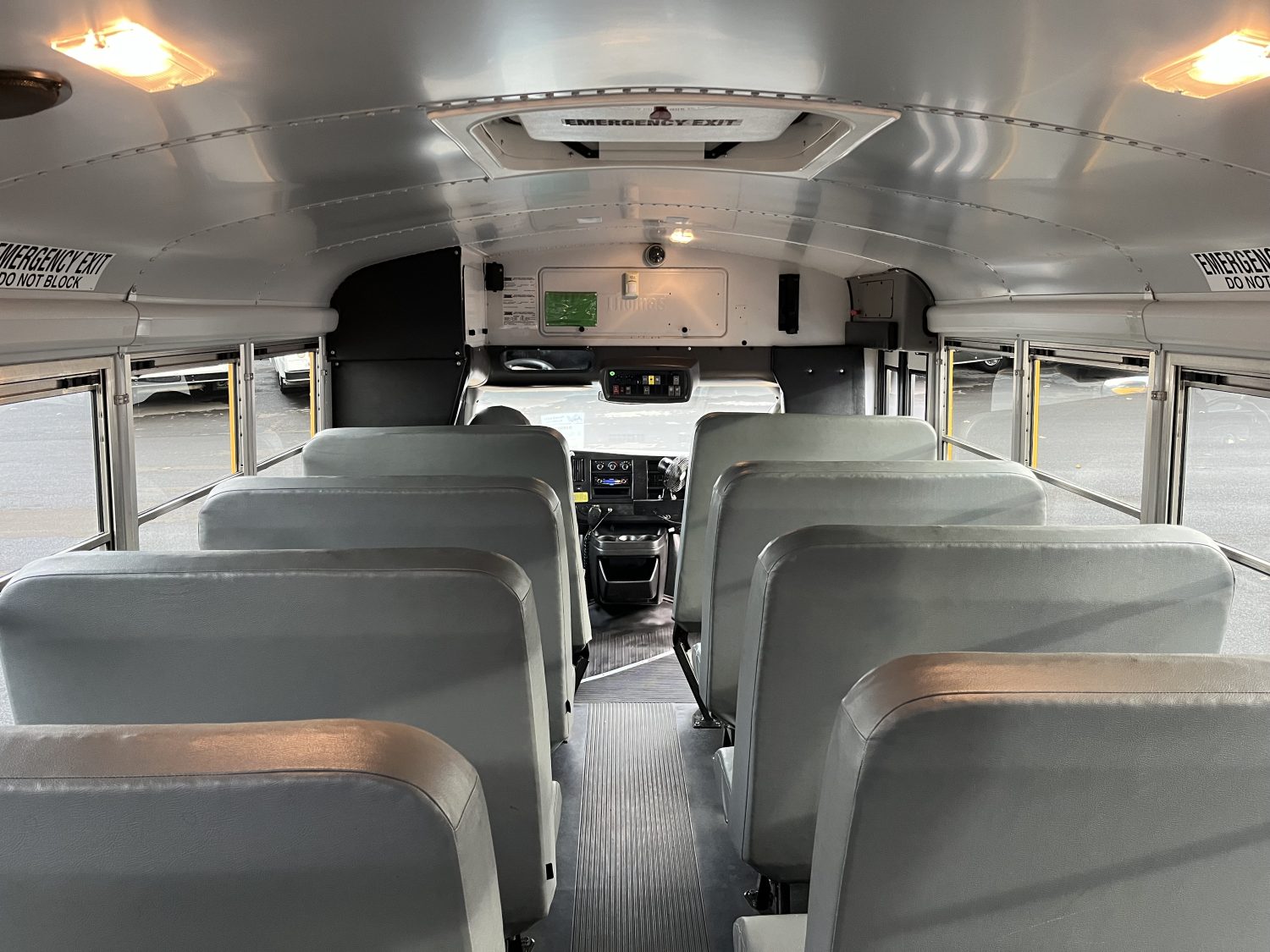 2015 Chevrolet Thomas 24 Passenger School Bus - B29902 - Image 8