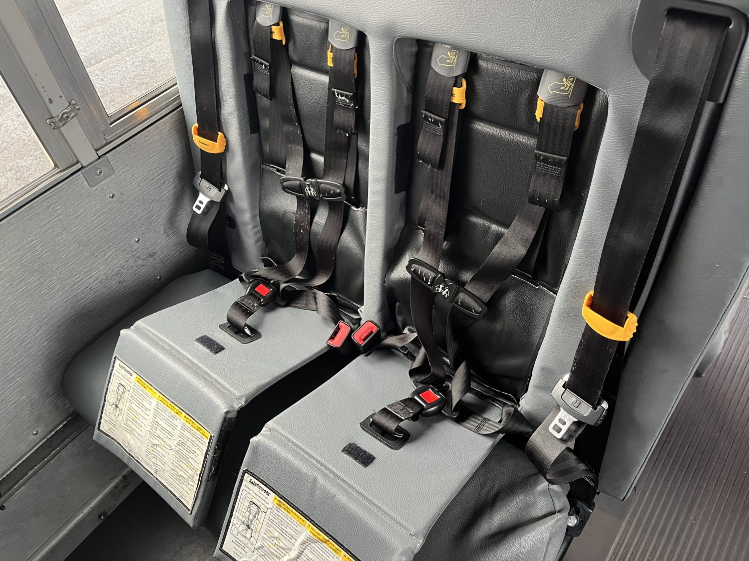 2015 Chevrolet Thomas 24 Passenger School Bus - B33161 - Image 10