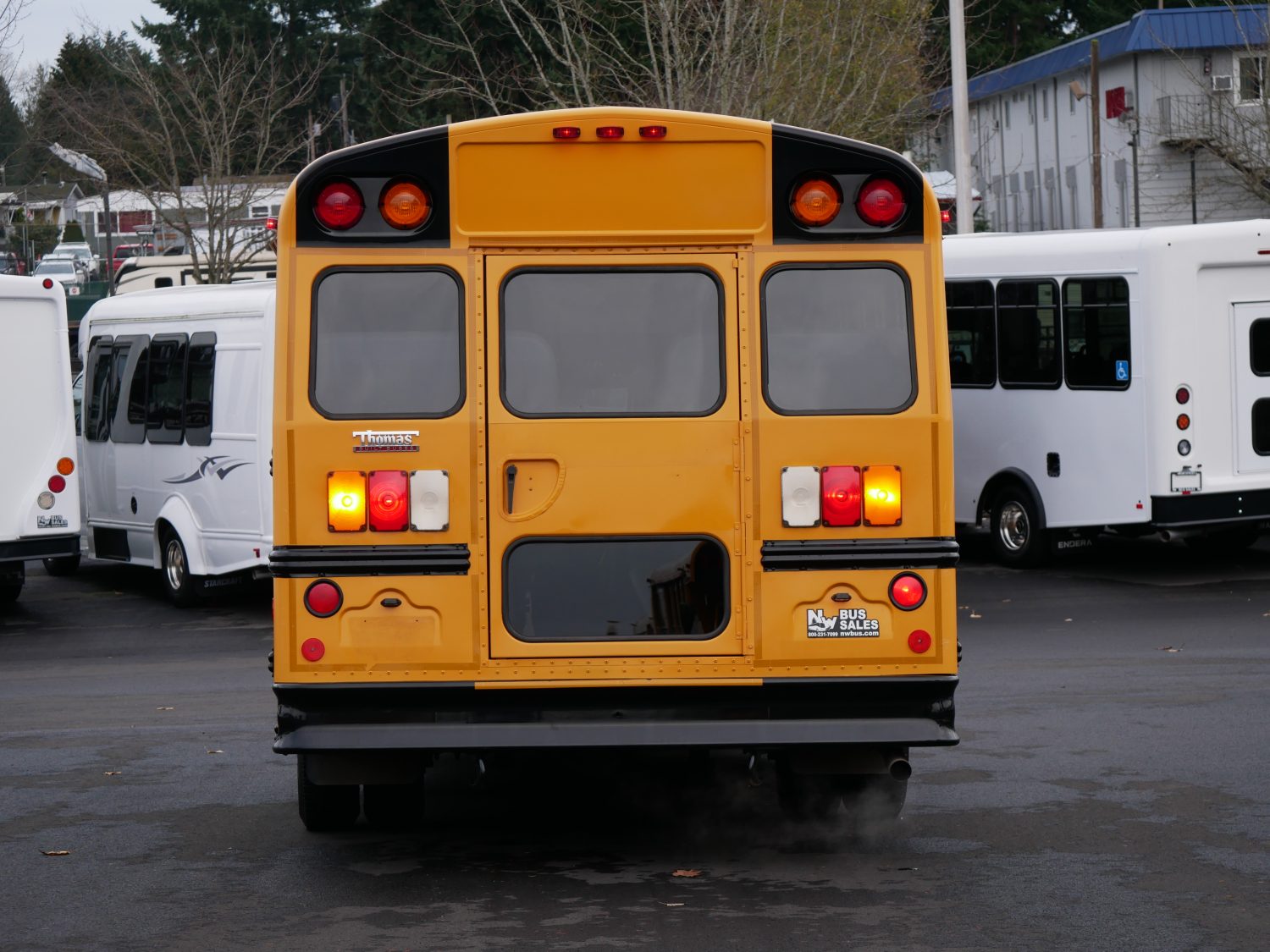2015 Chevrolet Thomas 24 Passenger School Bus - B29902 - Image 11