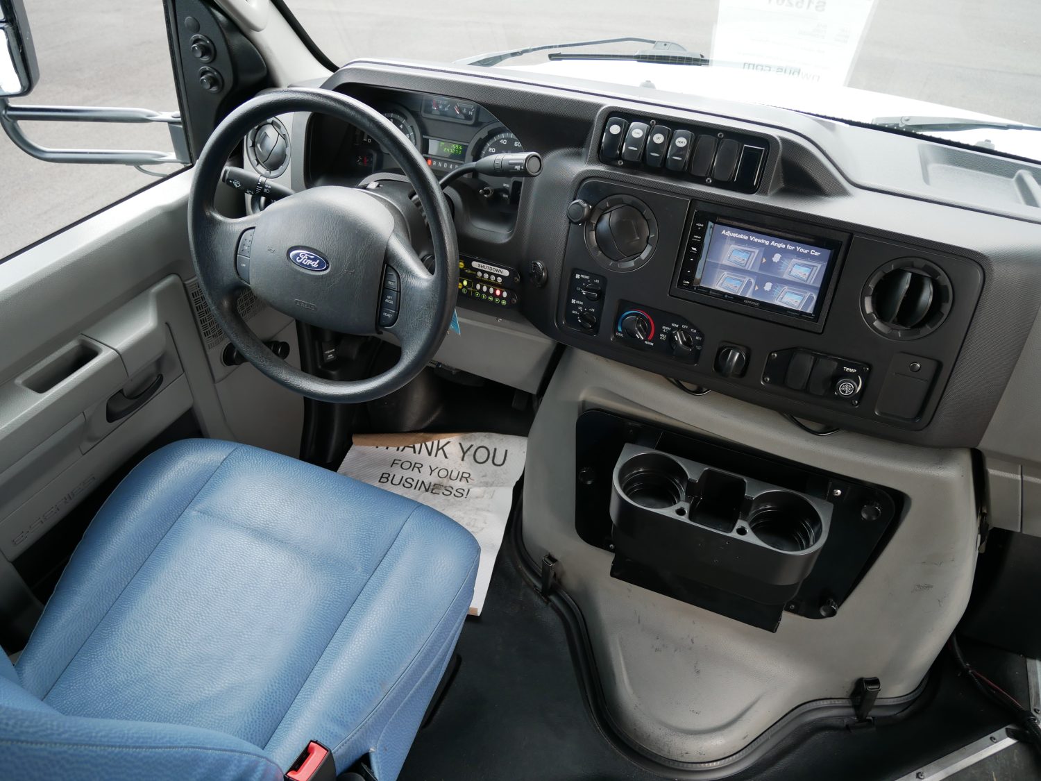 2016 Ford Eldorado 14 Passenger ADA Shuttle Bus - S15261 - Image 5