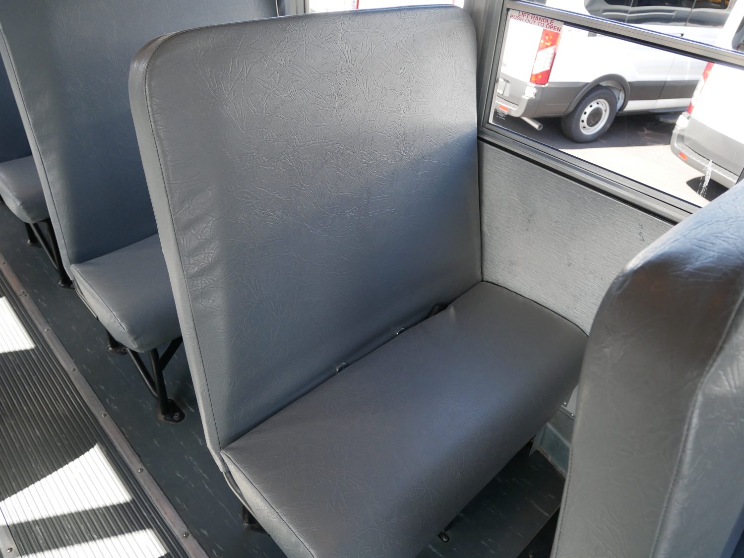 2013 Thomas Saf-T-Liner 36 Passenger + Rear luggage Bus - B55327 - Image 9