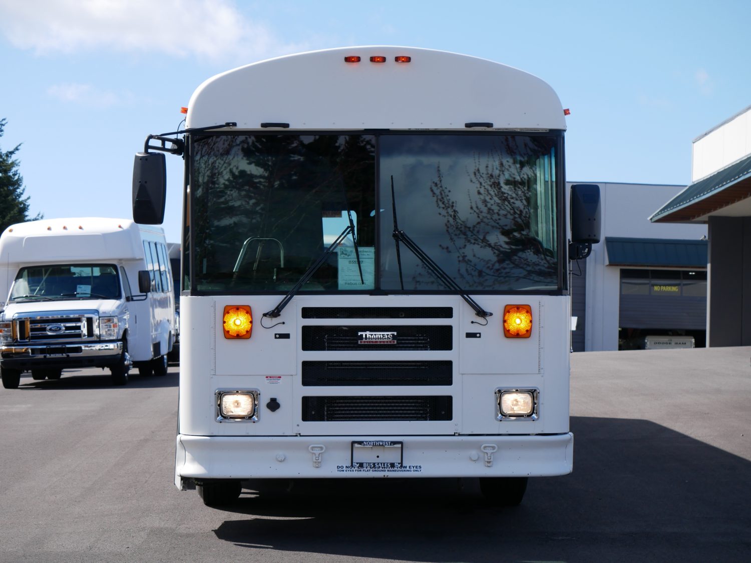 2013 Thomas Saf-T-Liner 36 Passenger + Rear luggage Bus - B55327 - Image 12