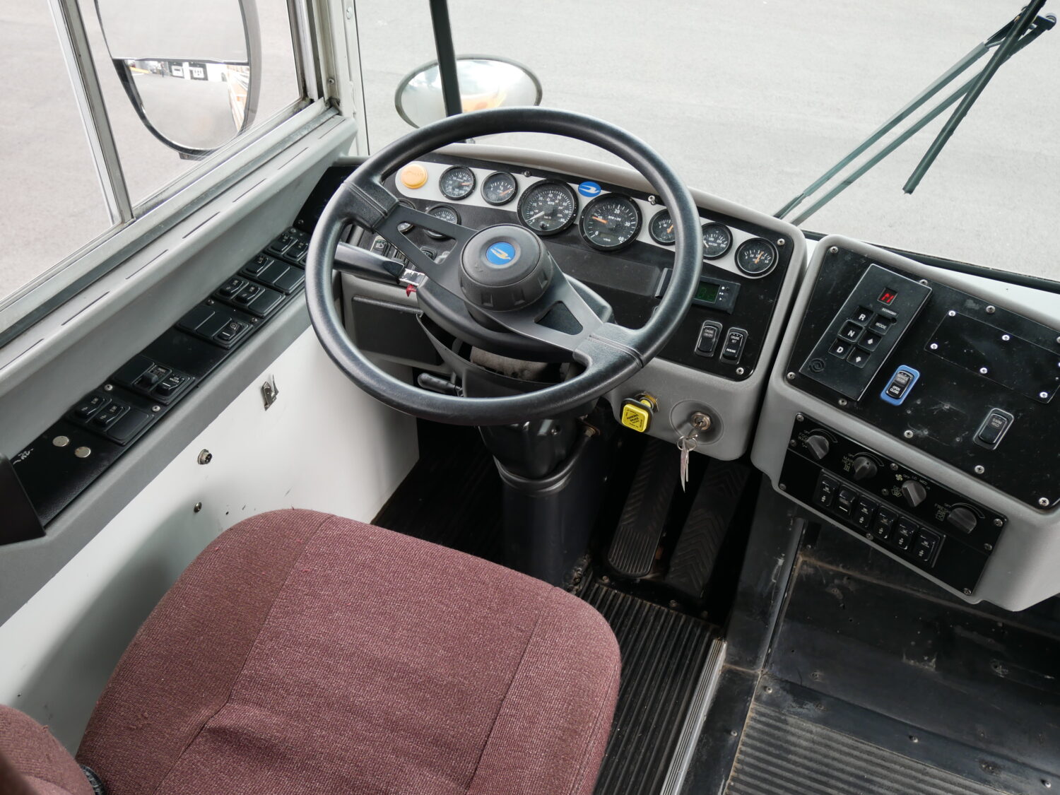 2004 Blue Bird All American 78 Passenger School Bus - B18384 - Image 5