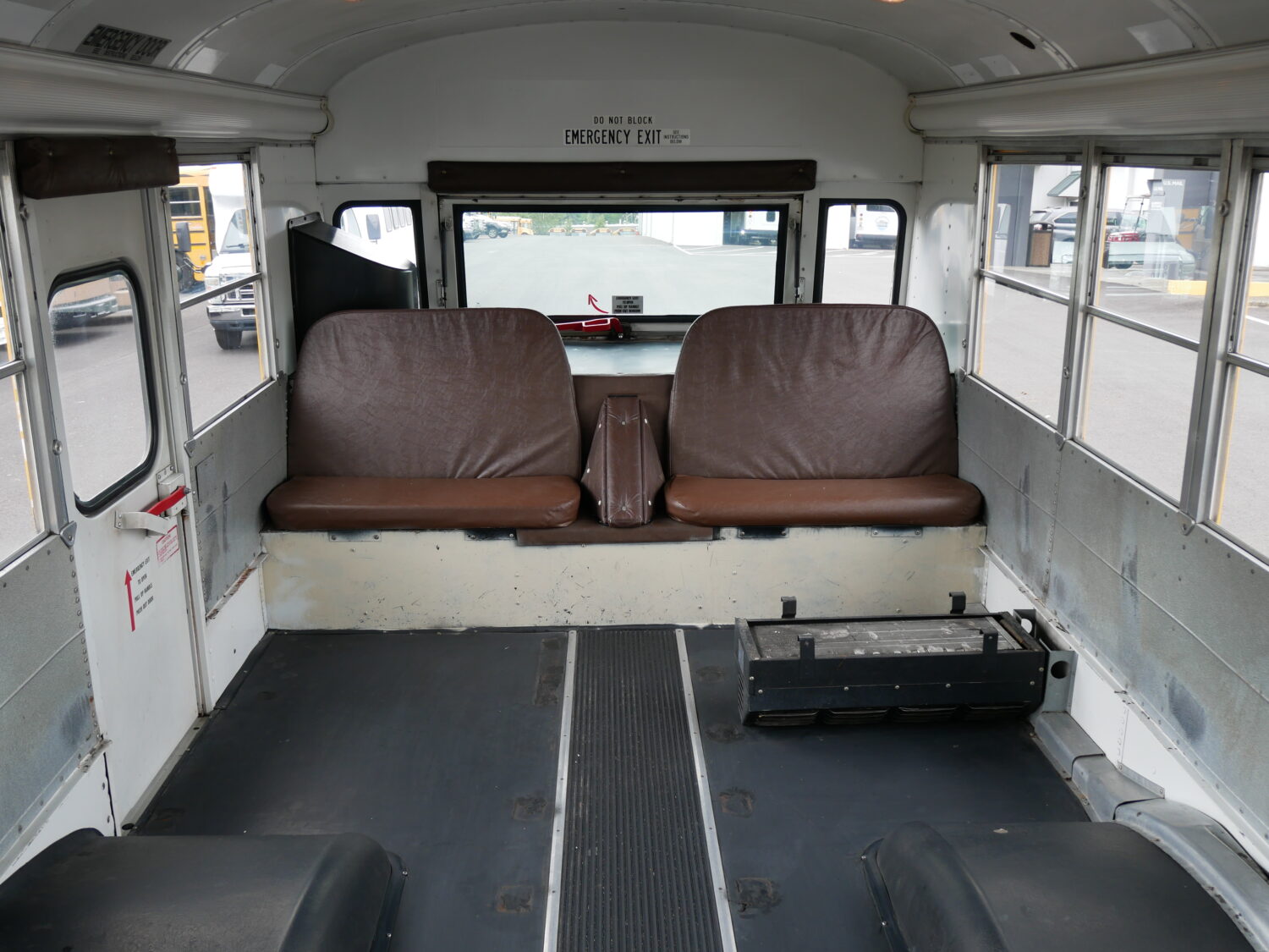 2004 Blue Bird All American 78 Passenger School Bus - B18384 - Image 7